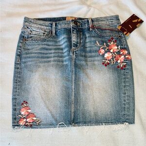 Driftwood Kate Denim Skirt with Floral Embroidery NWT